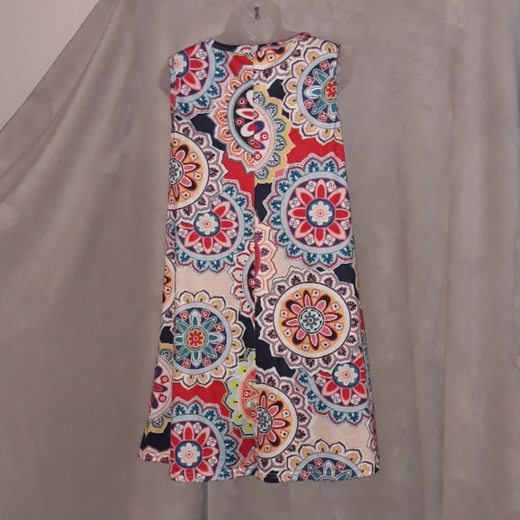 Dress - Picture 3 of 3